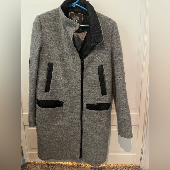 Womens winter coat - Picture 2 of 3